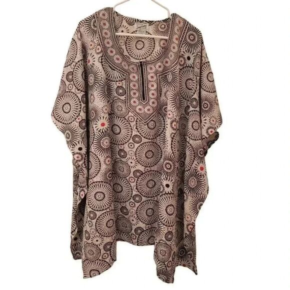 Soybury Women's White & Black Poly Caftan Swim Cover Up - Picture 2 of 13